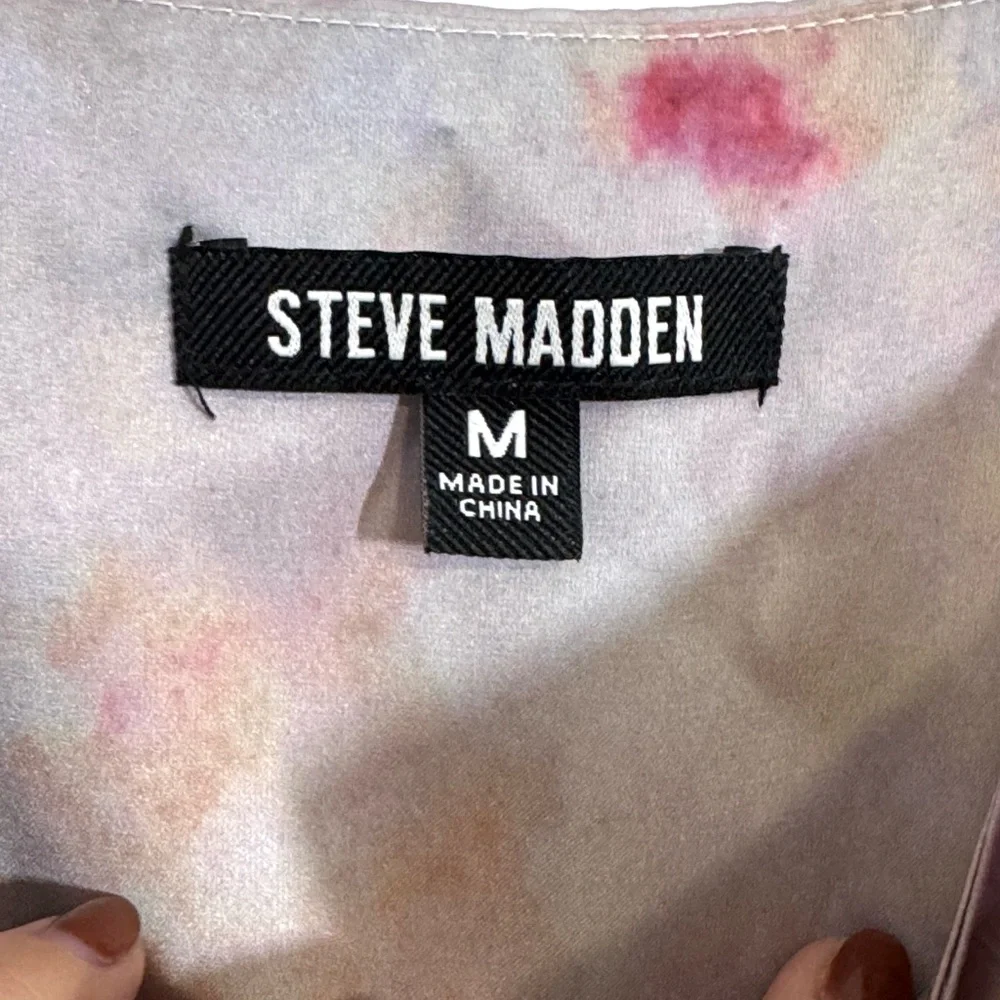 Steve Madden Marilyn Rose Pink Pleated Midi Satin Tie Dye Dress Women’s Medium - Picture 3 of 7
